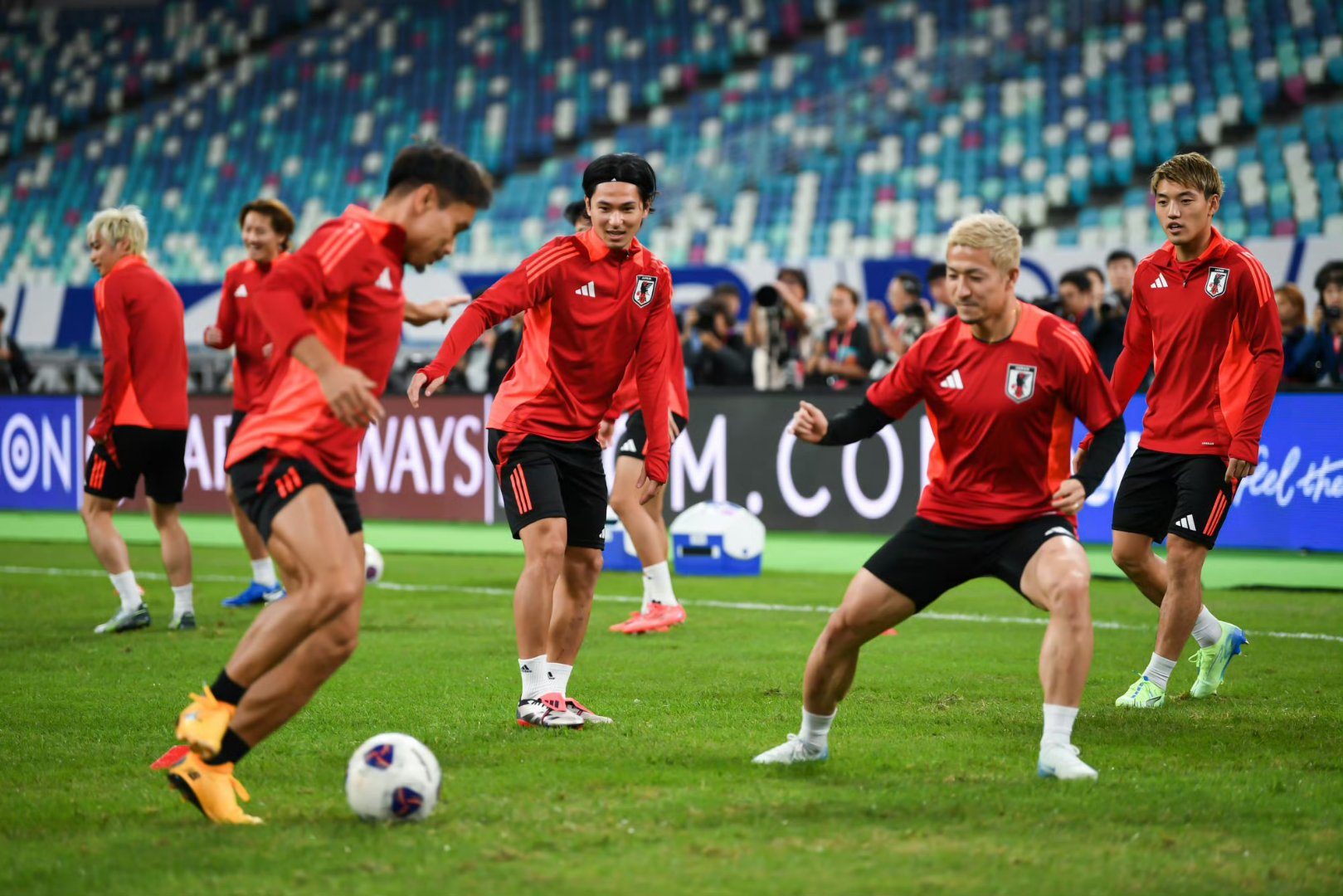 半岛体育网址-日本足球队比赛